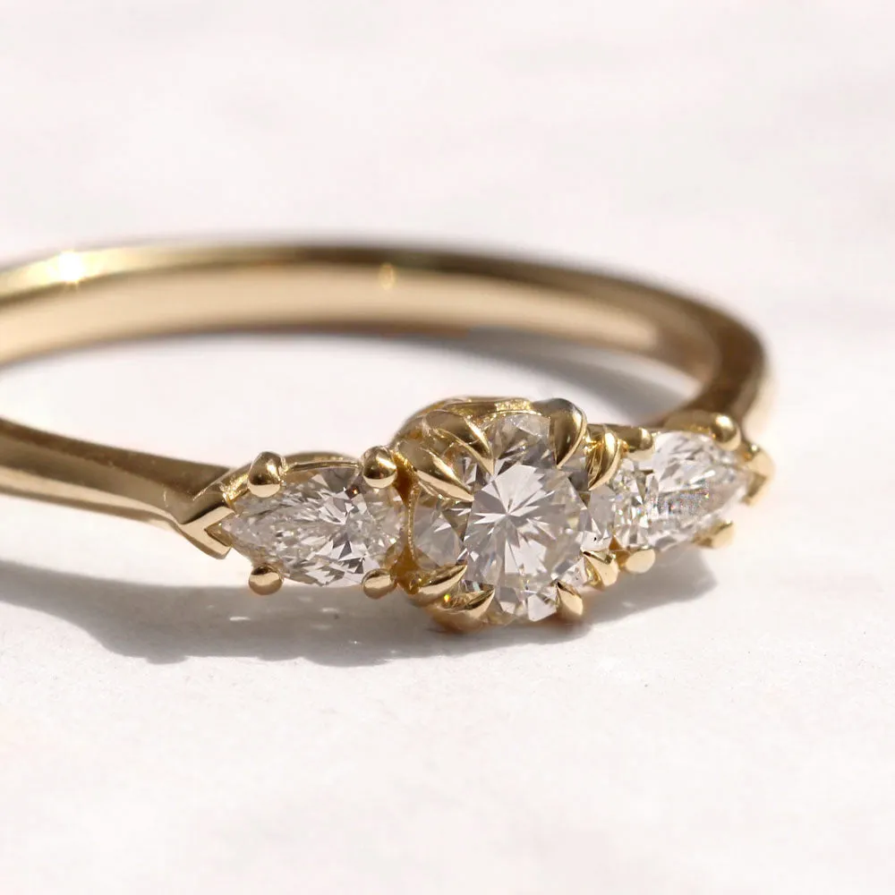 Emma 4mm Gold Ring White Diamonds