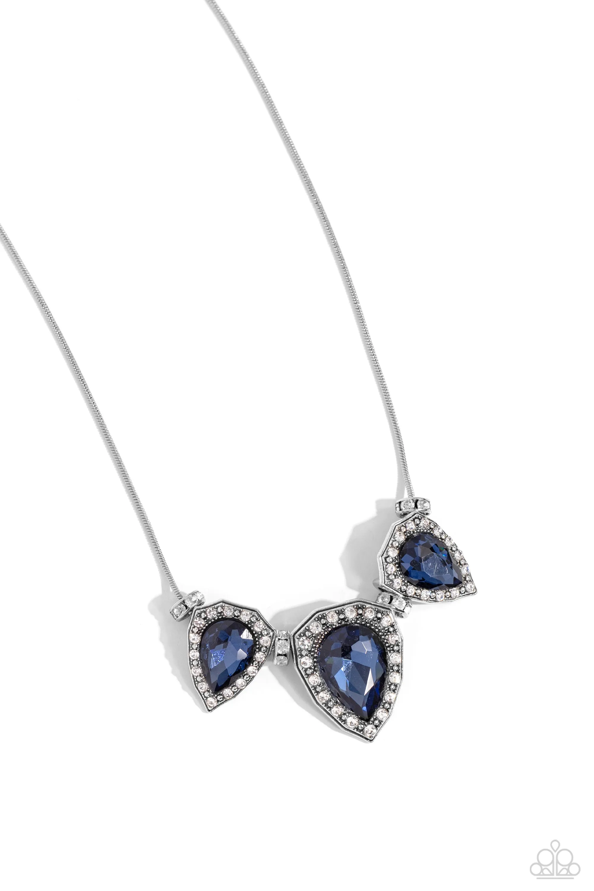 Necklaces Majestic Met Ball - Blue N175