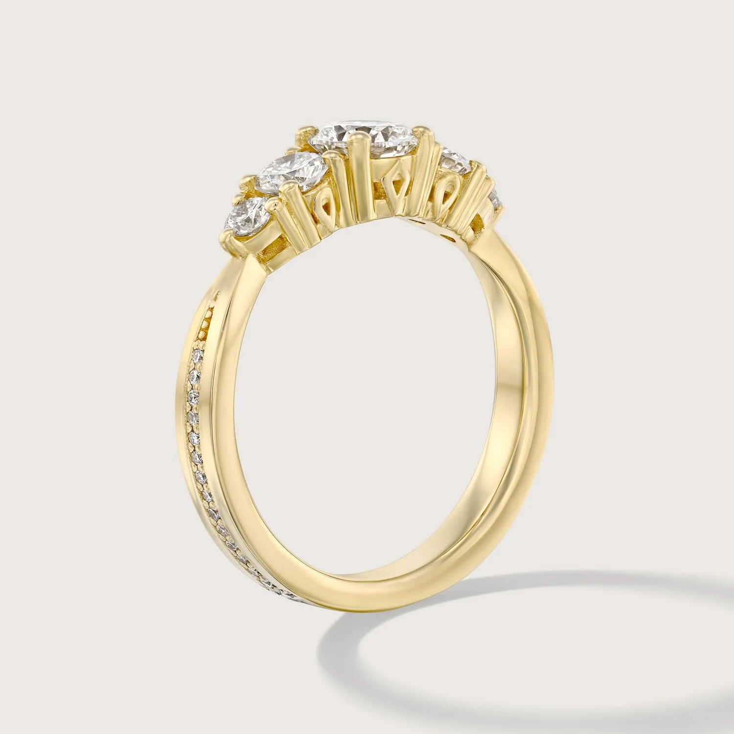 Suzana Gold Ring White Diamonds