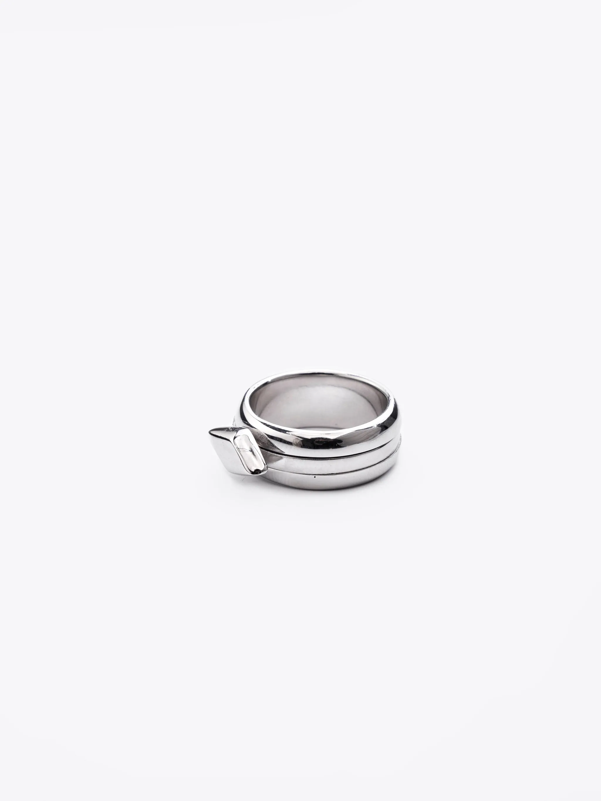 Tuliza Delicate Spinner Mental Health Ring